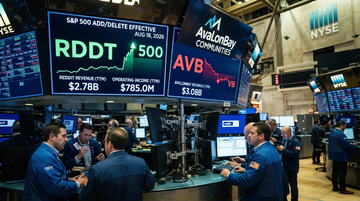 Reddit joining the S&P 500 looks like a forced-buy story—until the real tax shows up when the crowding reverses insight cover